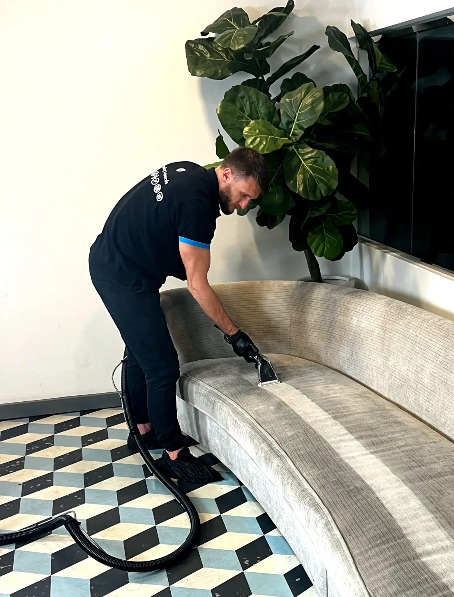 Hotel Upholstery Cleaning: 5 Smart Solutions for Santa Monica